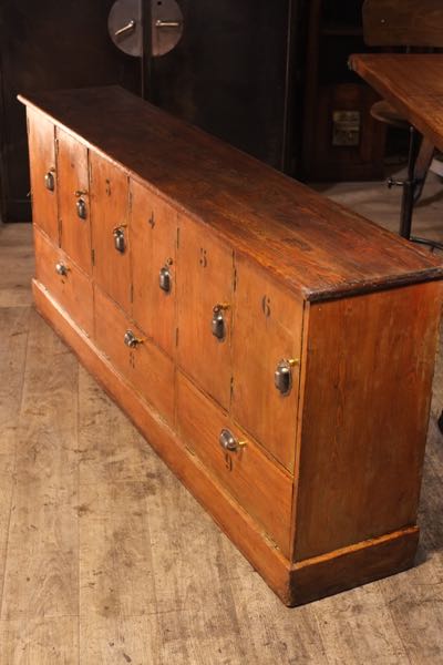 meuble de metier ancien casier ecole en bois patine